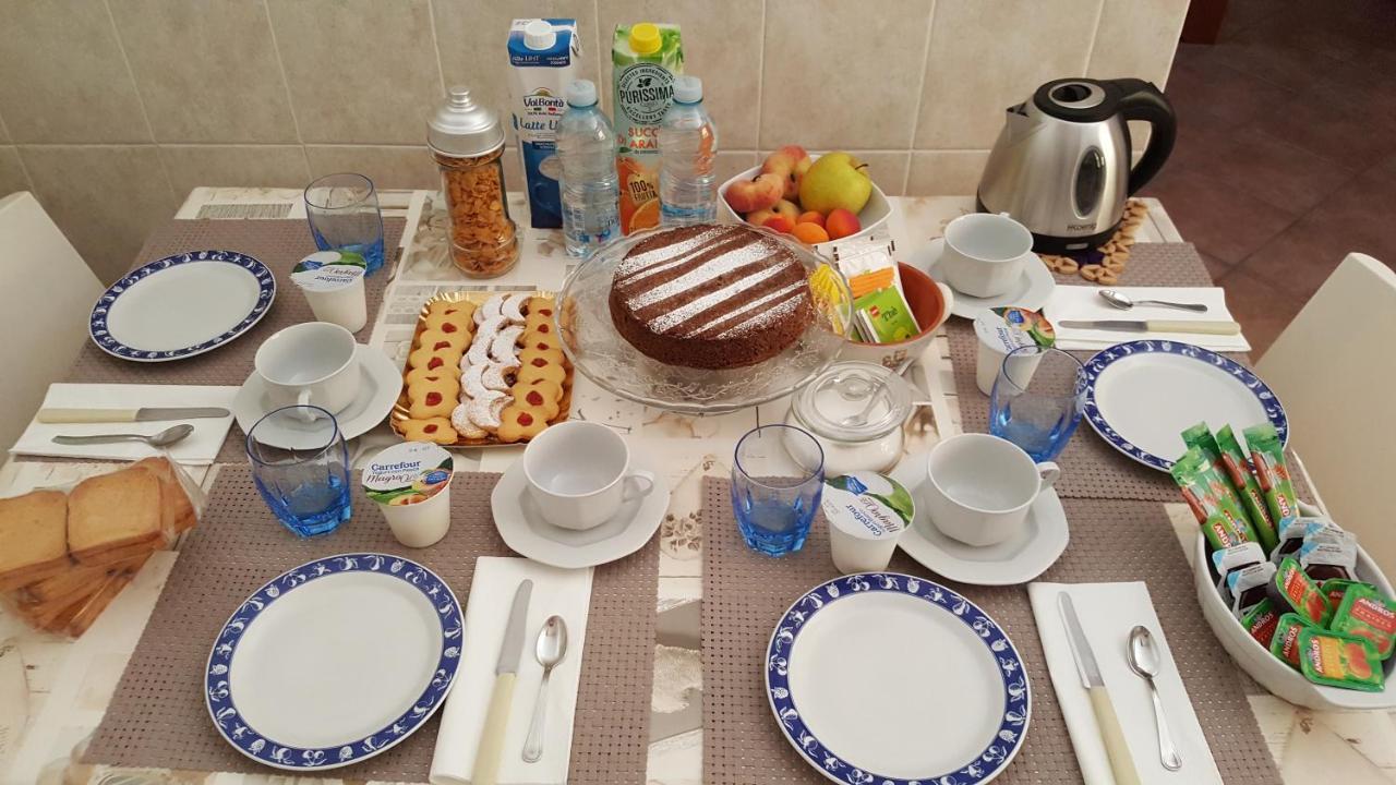 Montalto Dora La Taverna Di Tony Bed & Breakfast エクステリア 写真