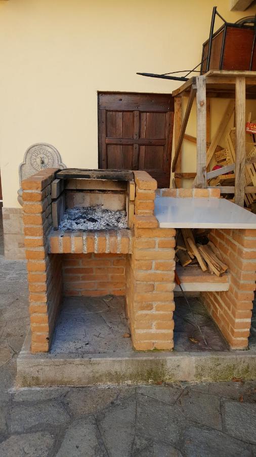 Montalto Dora La Taverna Di Tony Bed & Breakfast エクステリア 写真